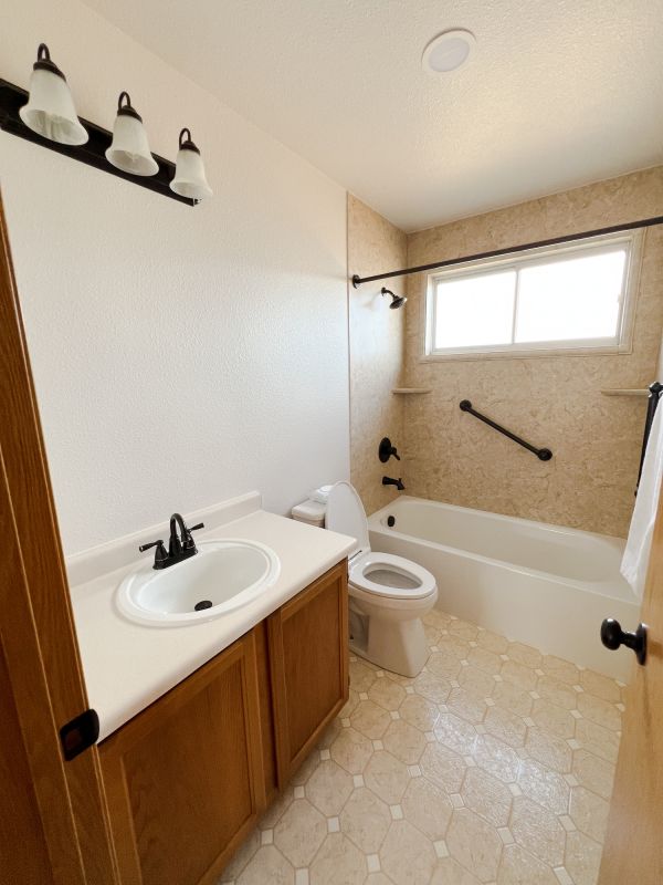 Top Bathroom Remodeling Companies in Madera, CA